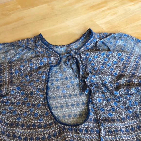 Blouse. - Picture 3 of 3